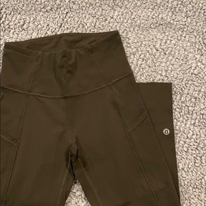 Lululemon cropped leggings